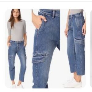 Vince Drop Slouch Cargo
High Waisted Frayed Jeans size 28